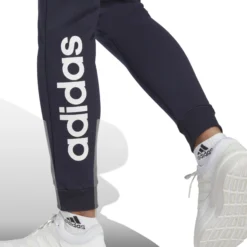 ADIDAS Essentials Linear French Terry Cuffed Pantalone Da Allenamento Donna - Blu Scuro, Bianco -Negozio di articoli sportivi da tennis 17764000 17