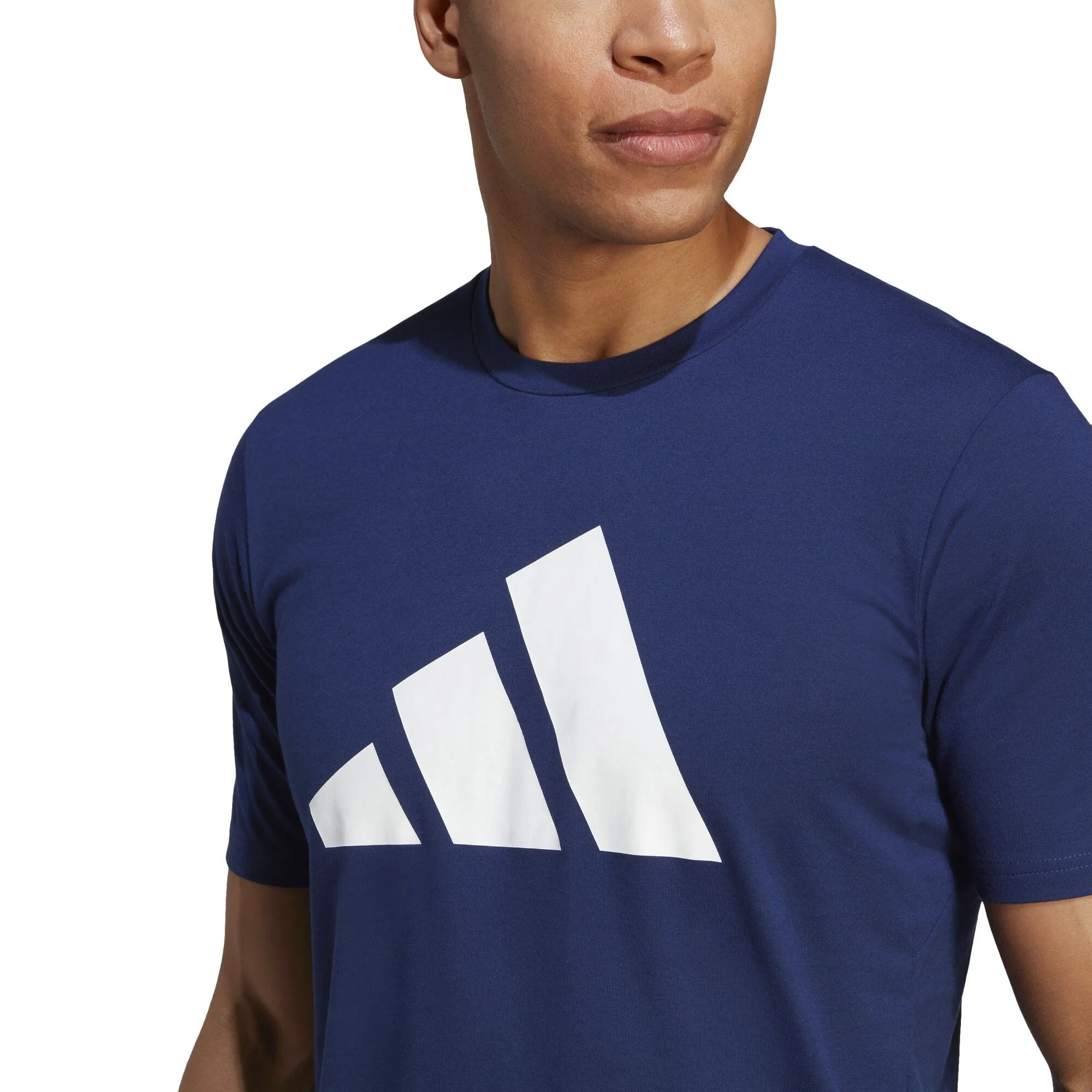 ADIDAS Training Essential Feel Ready Logo Maglietta Uomini - Blu Scuro, Bianco 5 ADIDAS Training Essential Feel Ready Logo Maglietta Uomini - Blu Scuro, Bianco - immagine 5