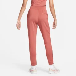 Nike Court Dri-Fit Heritage Knit Pantalone Da Allenamento Donna - Corallo 12 Nike Court Dri-Fit Heritage Knit Pantalone Da Allenamento Donna - Corallo -Negozio di articoli sportivi da tennis 56178000 14
