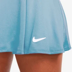 Nike Dri-Fit Court Flouncy Gonna Donna - Color Petrolio 11 Nike Dri-Fit Court Flouncy Gonna Donna - Color Petrolio -Negozio di articoli sportivi da tennis 56610000 17