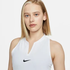 Nike Dri-Fit Club Abito Donna - Bianco 27 Nike Dri-Fit Club Abito Donna - Bianco -Negozio di articoli sportivi da tennis 56651000 17