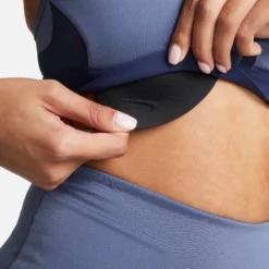 Nike Dri-Fit Indy V-Neck Reggiseni Sportivi Donna - Blu Scuro -Negozio di articoli sportivi da tennis 56664000 18