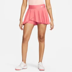 Nike Dri-Fit Advantage Court Pleated Gonna Donna - Corallo 12 Nike Dri-Fit Advantage Court Pleated Gonna Donna - Corallo -Negozio di articoli sportivi da tennis 57039000 16