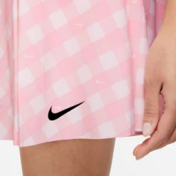 Nike Dri-Fit Club Regular Print Gonna Donna - Rosa, Bianco 15 Nike Dri-Fit Club Regular Print Gonna Donna - Rosa, Bianco -Negozio di articoli sportivi da tennis 57051000 16